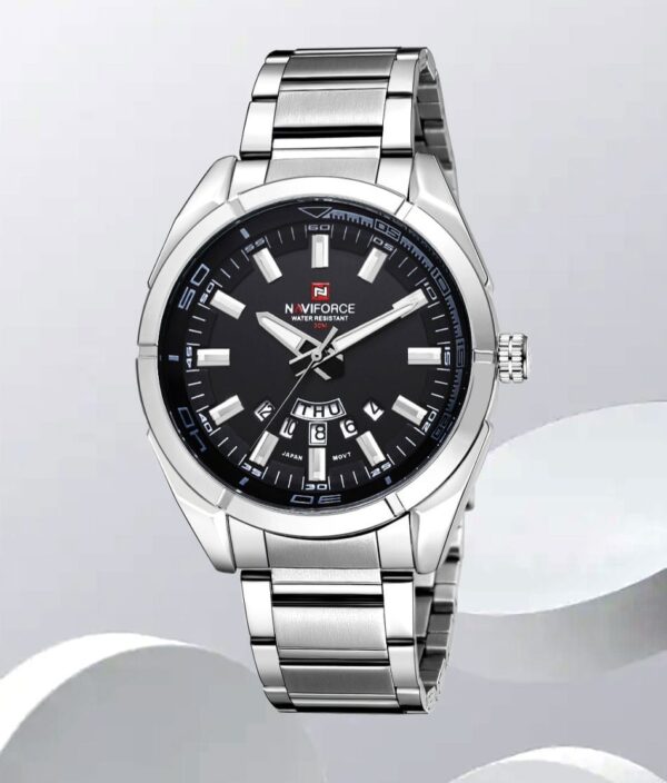 19 Naviforce 9038B